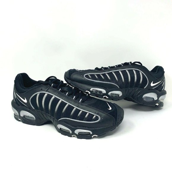nike tailwind 4 black silver